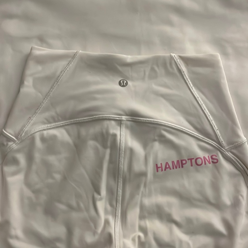 WHITE LULULEMON/SOULCYCLE x HAMPTONS LEGGINGS 🤍